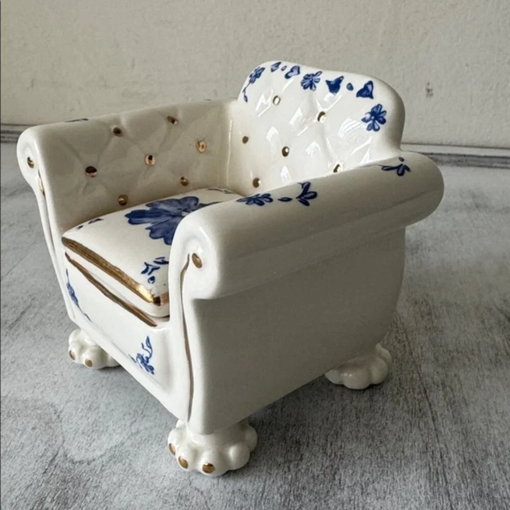 Urban Outfitters Ceramic Armchair Jewelry Box Holder White Blue Floral Unique